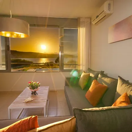 Apartment Gliving365 Capital